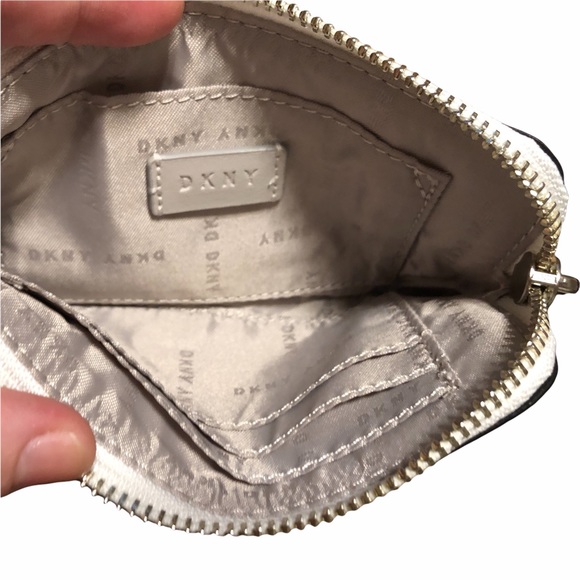 DKNY Ashlee Triple Pouches, Interchange Wriststrap - Picture 11 of 16